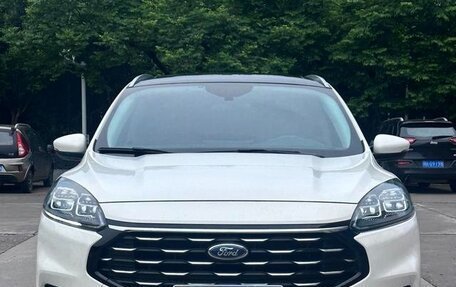 Ford Escape, 2021 год, 1 860 548 рублей, 2 фотография