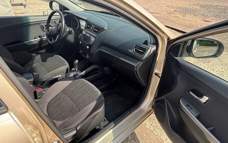 KIA Rio III рестайлинг, 2013 год, 990 000 рублей, 7 фотография