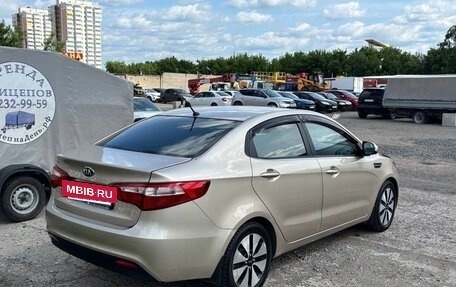 KIA Rio III рестайлинг, 2013 год, 990 000 рублей, 4 фотография
