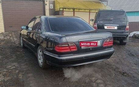 Mercedes-Benz E-Класс, 2000 год, 750 000 рублей, 2 фотография