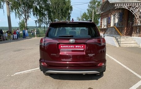 Toyota RAV4, 2016 год, 2 450 000 рублей, 2 фотография