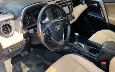 Toyota RAV4, 2016 год, 2 450 000 рублей, 11 фотография