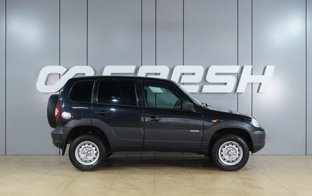 Chevrolet Niva I рестайлинг, 2018 год, 819 000 рублей, 5 фотография