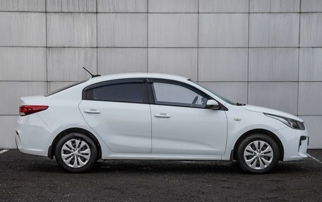 KIA Rio III рестайлинг, 2017 год, 1 200 000 рублей, 5 фотография