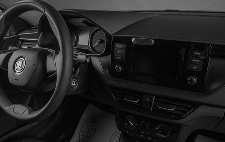 Skoda Rapid II, 2021 год, 1 199 000 рублей, 7 фотография