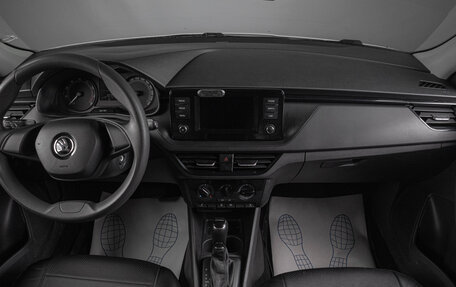 Skoda Rapid II, 2021 год, 1 199 000 рублей, 6 фотография