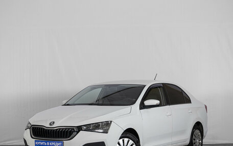 Skoda Rapid II, 2021 год, 1 199 000 рублей, 2 фотография