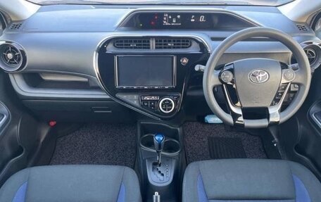 Toyota Aqua I, 2018 год, 1 290 100 рублей, 5 фотография