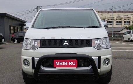 Mitsubishi Delica D:5 I, 2018 год, 2 135 000 рублей, 3 фотография