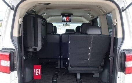 Mitsubishi Delica D:5 I, 2018 год, 2 135 000 рублей, 39 фотография