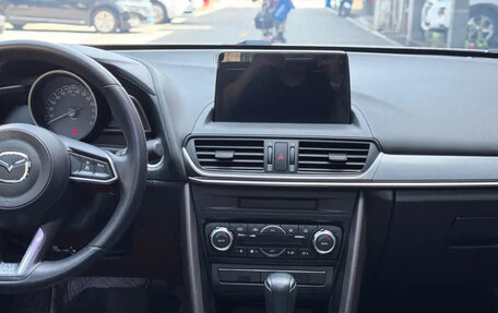 Mazda CX-4, 2022 год, 2 400 666 рублей, 14 фотография