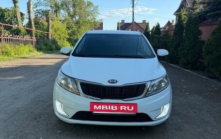 KIA Rio III рестайлинг, 2014 год, 930 000 рублей, 2 фотография