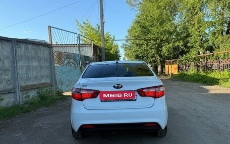 KIA Rio III рестайлинг, 2014 год, 930 000 рублей, 10 фотография