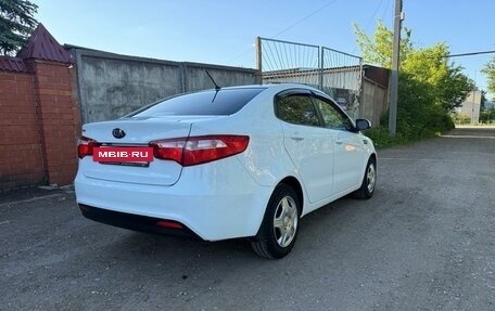 KIA Rio III рестайлинг, 2014 год, 930 000 рублей, 17 фотография