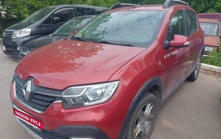 Renault Sandero II рестайлинг, 2019 год, 1 000 000 рублей, 3 фотография