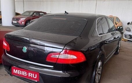 Skoda Superb III рестайлинг, 2011 год, 1 000 000 рублей, 3 фотография