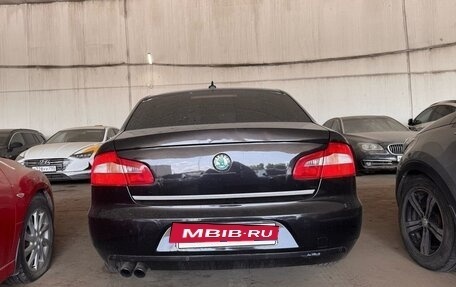 Skoda Superb III рестайлинг, 2011 год, 1 000 000 рублей, 6 фотография
