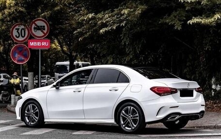 Mercedes-Benz A-Класс, 2022 год, 1 800 275 рублей, 2 фотография