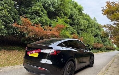 Tesla Model Y I, 2022 год, 4 000 275 рублей, 6 фотография