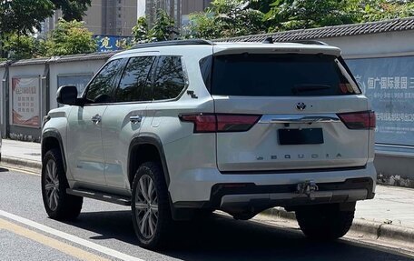 Toyota Sequoia, 2023 год, 12 250 000 рублей, 6 фотография