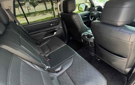 Toyota Sequoia, 2023 год, 12 250 000 рублей, 10 фотография