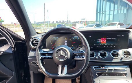 Mercedes-Benz E-Класс, 2020 год, 4 800 000 рублей, 4 фотография
