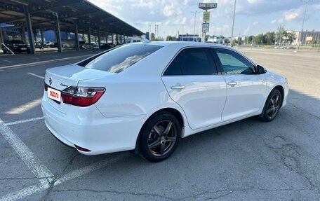 Toyota Camry, 2017 год, 2 090 000 рублей, 2 фотография