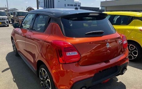 Suzuki Swift V, 2022 год, 1 346 000 рублей, 6 фотография