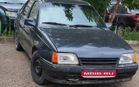 Opel Kadett E рестайлинг, 1989 год, 47 000 рублей, 2 фотография