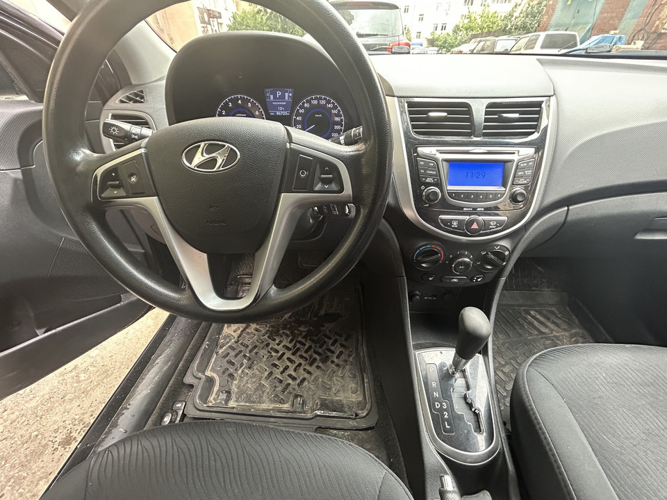Hyundai Solaris I, 2012 год, 950 000 рублей, 19 фотография