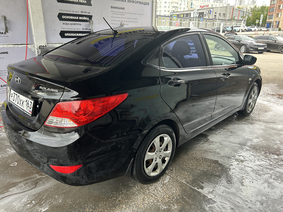 Hyundai Solaris I, 2012 год, 950 000 рублей, 3 фотография