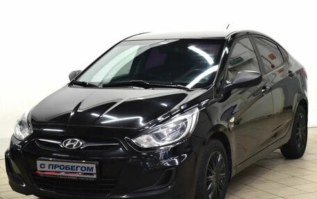 Hyundai Solaris II рестайлинг, 2013 год, 670 000 рублей, 1 фотография