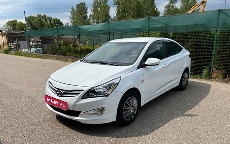 Hyundai Solaris II рестайлинг, 2016 год, 645 000 рублей, 1 фотография