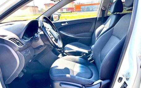 Hyundai Solaris II рестайлинг, 2014 год, 960 000 рублей, 10 фотография