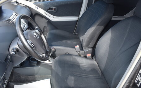 Toyota Yaris III рестайлинг, 2007 год, 490 000 рублей, 10 фотография