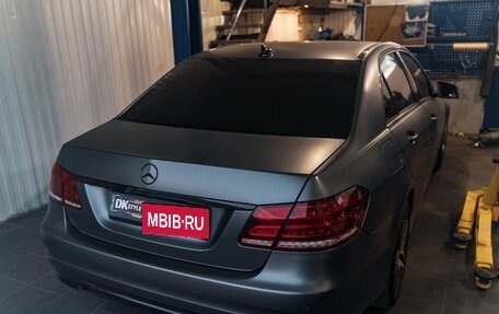 Mercedes-Benz E-Класс, 2013 год, 2 500 000 рублей, 5 фотография