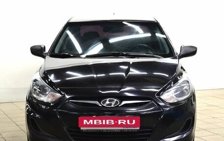 Hyundai Solaris II рестайлинг, 2013 год, 670 000 рублей, 2 фотография