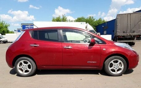 Nissan Leaf I, 2011 год, 800 000 рублей, 2 фотография