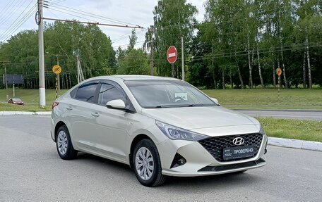 Hyundai Solaris II рестайлинг, 2020 год, 1 350 000 рублей, 3 фотография