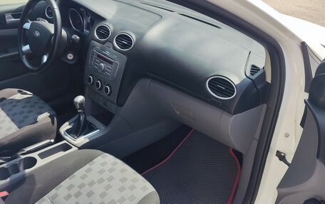 Ford Focus II рестайлинг, 2008 год, 590 000 рублей, 14 фотография