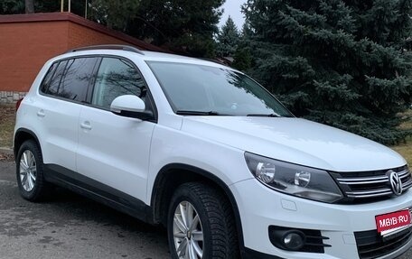 Volkswagen Tiguan I, 2014 год, 1 270 000 рублей, 2 фотография