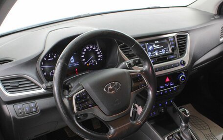 Hyundai Solaris II рестайлинг, 2018 год, 1 175 000 рублей, 15 фотография