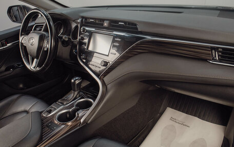 Toyota Camry, 2020 год, 2 629 000 рублей, 8 фотография