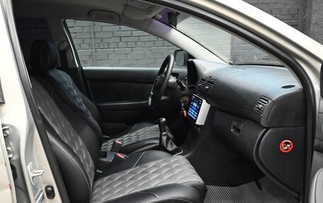 Toyota Avensis III рестайлинг, 2007 год, 830 000 рублей, 11 фотография