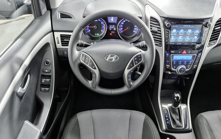 Hyundai i30 II рестайлинг, 2016 год, 1 049 000 рублей, 13 фотография