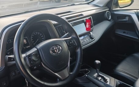 Toyota RAV4, 2015 год, 2 650 000 рублей, 7 фотография