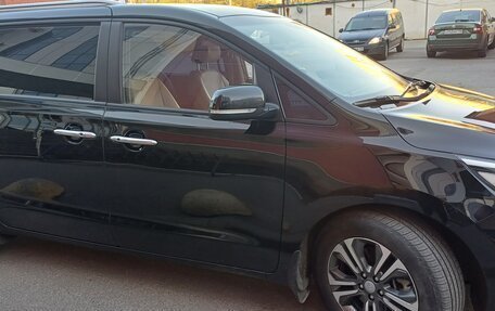 KIA Carnival III, 2019 год, 2 720 000 рублей, 3 фотография