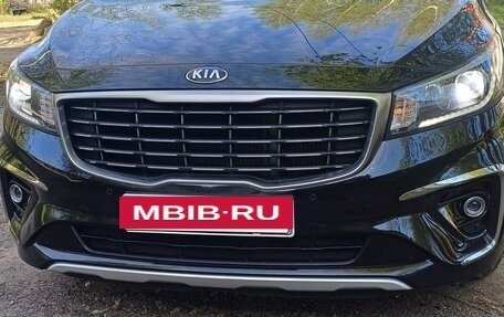 KIA Carnival III, 2019 год, 2 720 000 рублей, 2 фотография