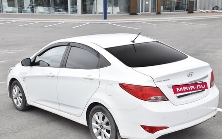 Hyundai Solaris II рестайлинг, 2016 год, 899 000 рублей, 3 фотография