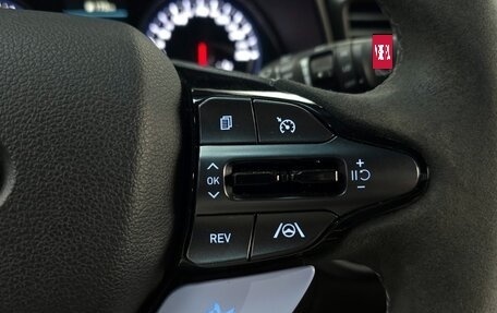 Hyundai Veloster II, 2022 год, 1 547 000 рублей, 9 фотография